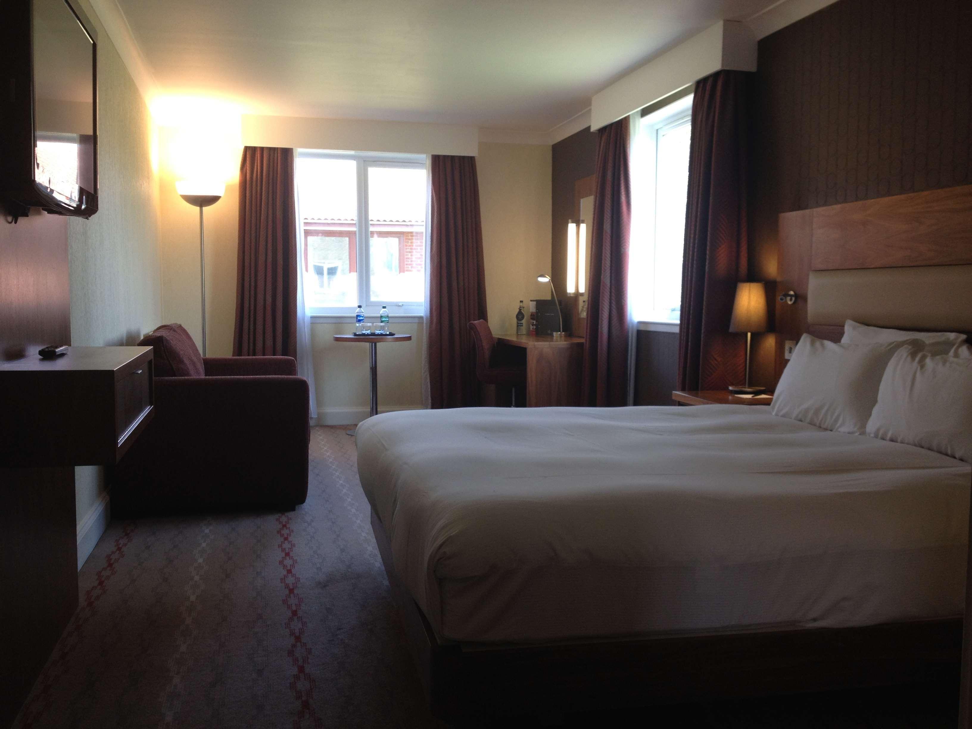 Doubletree By Hilton Bristol North Hotel Almondsbury Exterior foto