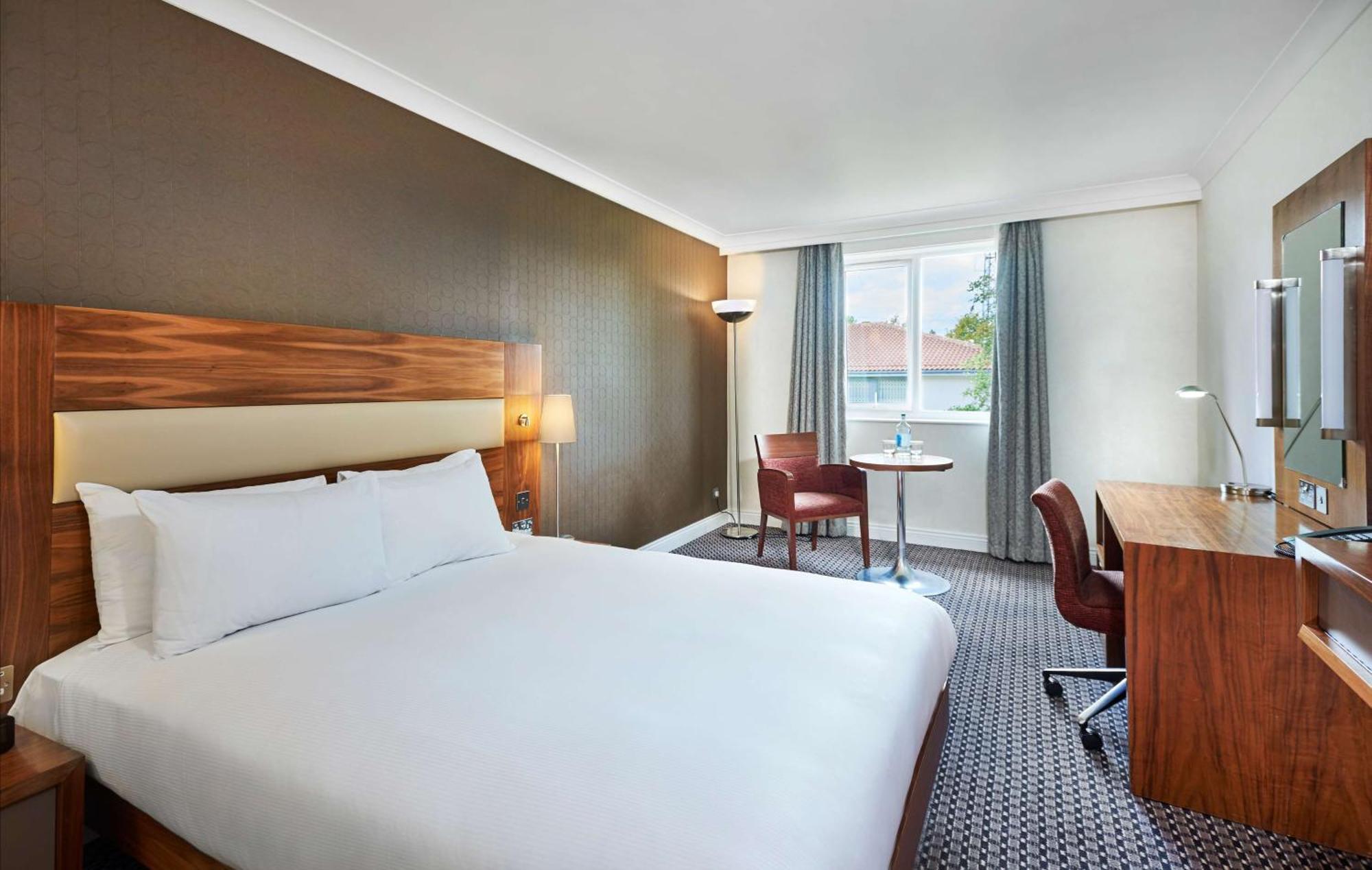 Doubletree By Hilton Bristol North Hotel Almondsbury Exterior foto