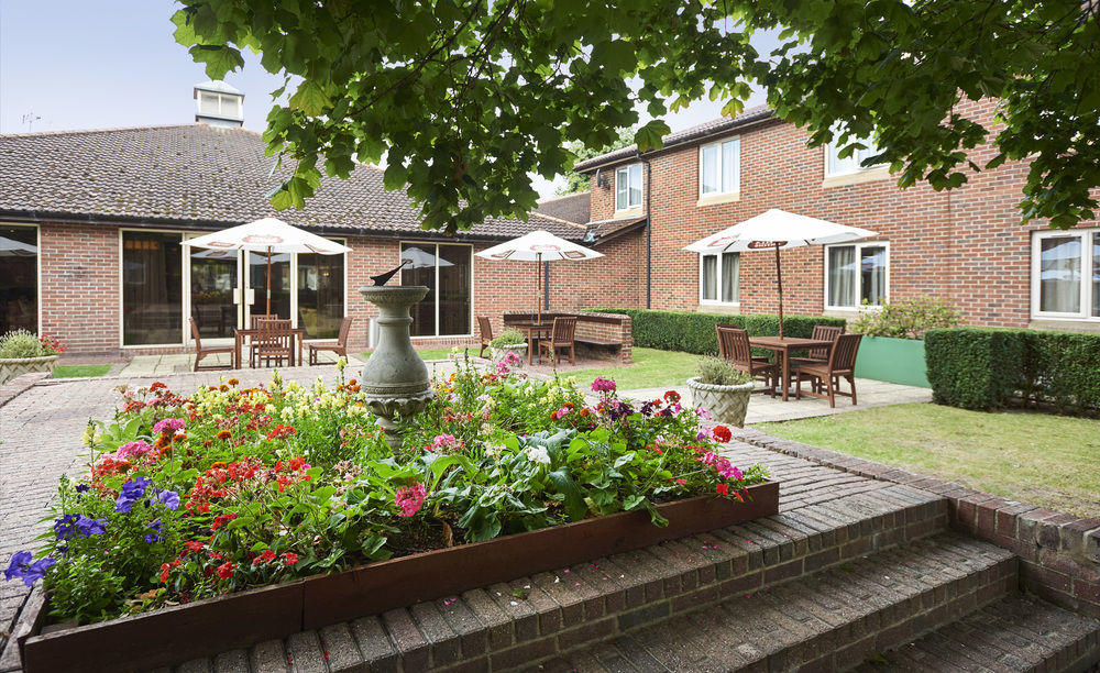 Doubletree By Hilton Bristol North Hotel Almondsbury Exterior foto